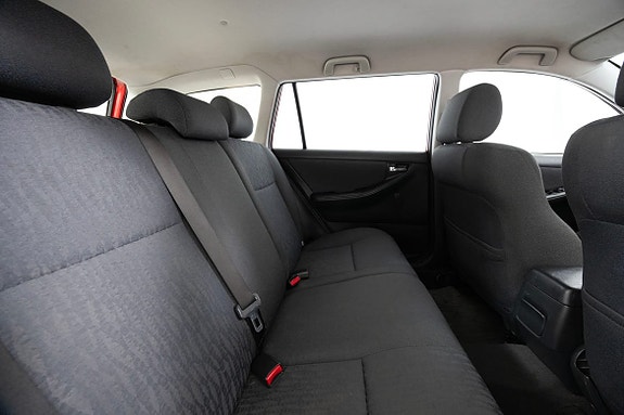 Toyota Corolla 15 of 19