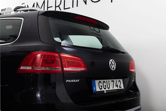 Volkswagen Passat 7 of 21