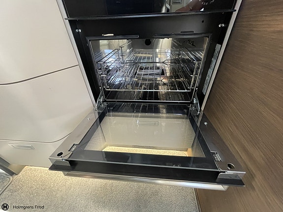 Adria Matrix Mb 670SL | MERCEDES CHASSI | 4ST PASS. | UGN | 14 of 27
