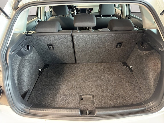 Volkswagen Polo 20 of 27