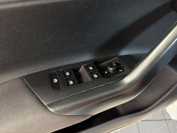 Volkswagen Polo 25 of 27