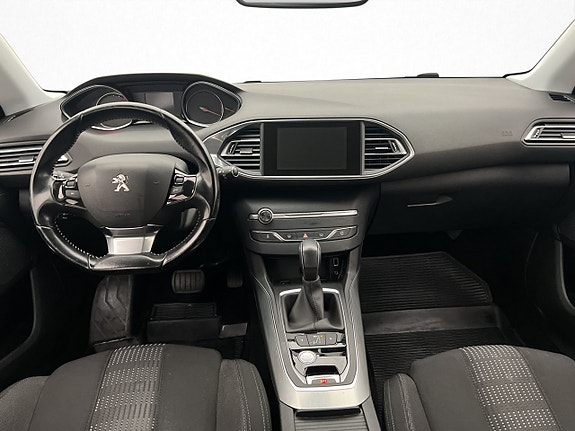 Peugeot 308 SW 12 of 30