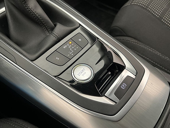 Peugeot 308 SW 24 of 30
