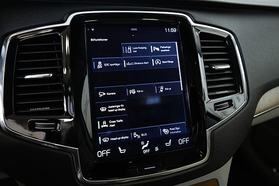 Volvo XC90 26 of 27
