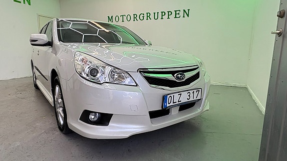 Subaru Legacy 3 of 30