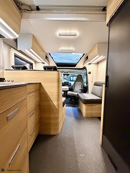Adria Matrix Select 670 SL 17 of 20