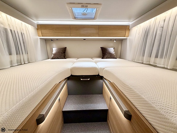 Adria Matrix Select 670 SL 13 of 20