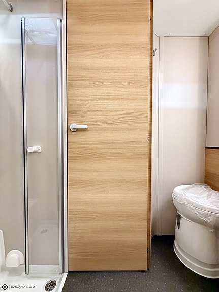 Adria Matrix Select 670 SL 14 of 20