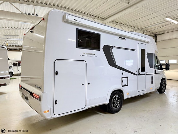 Adria Matrix Select 670 SL 3 of 20
