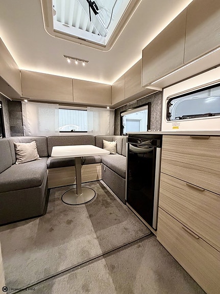 Adria Altea 472 PU 12 of 12