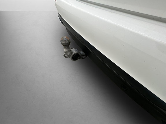 Mercedes-Benz E200 10 of 30