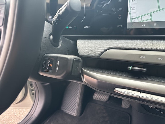 Kia EV4 12 of 18