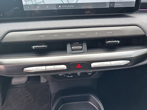 Kia EV4 13 of 18