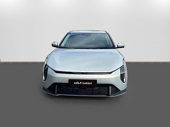 Kia EV4 2 of 18