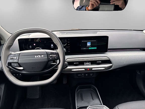 Kia EV4 7 of 18