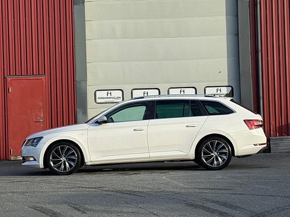 Skoda Superb 2 of 24