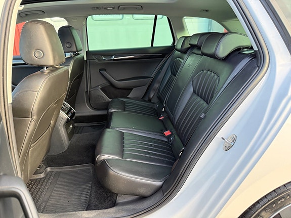 Skoda Superb 17 of 24