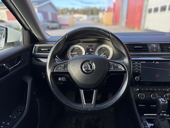 Skoda Superb 10 of 24