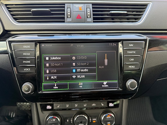 Skoda Superb 14 of 24