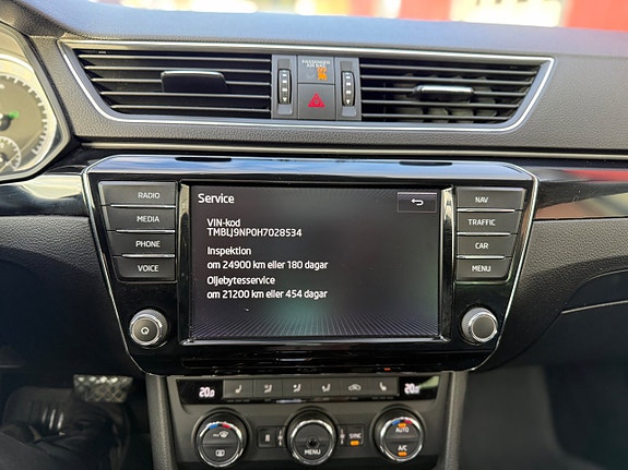 Skoda Superb 22 of 24