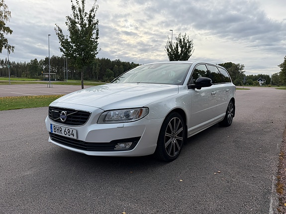Volvo V70 6 of 14