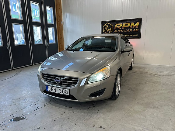 Volvo S60 4 of 14