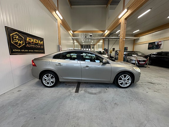 Volvo S60 3 of 14