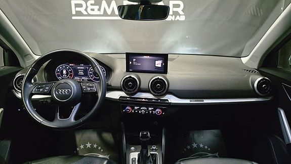 Audi Q2 10 of 30