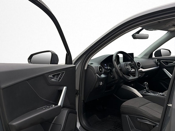Audi Q2 10 of 30