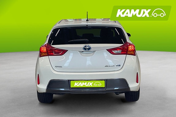 Toyota Auris 5 of 20