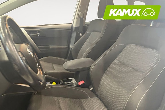 Toyota Auris 9 of 20