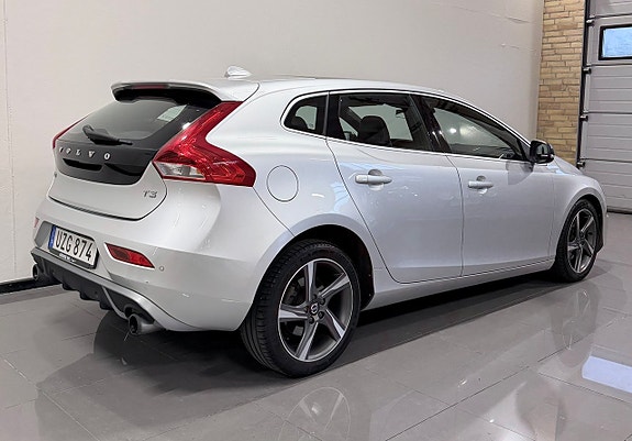 Volvo V40 5 of 10