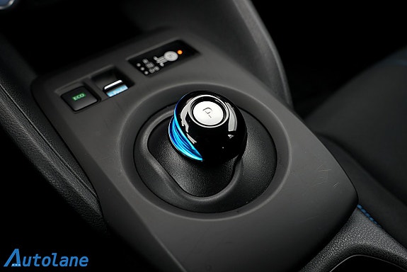 Nissan Leaf 25 of 26