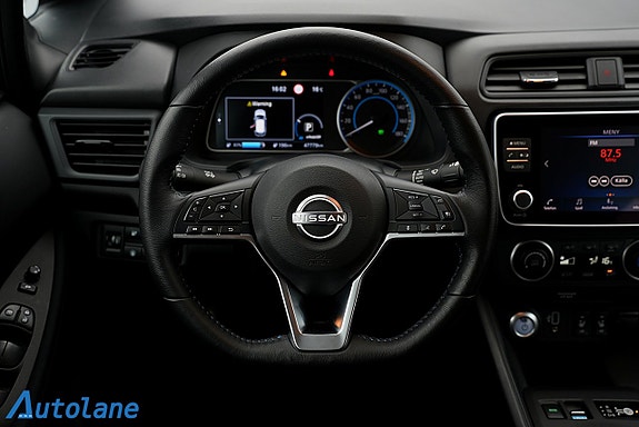 Nissan Leaf 14 of 26