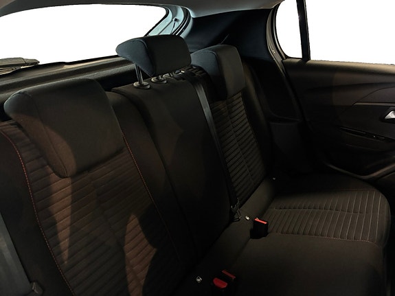Peugeot e-208 17 of 20