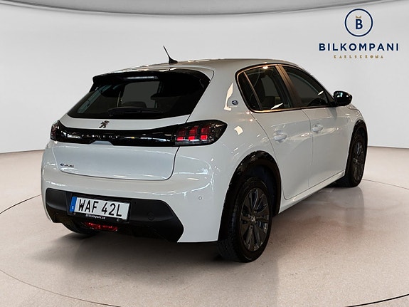 Peugeot e-208 5 of 20