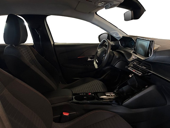 Peugeot e-208 16 of 20