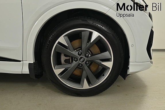 Audi Q4 e-tron 13 of 13