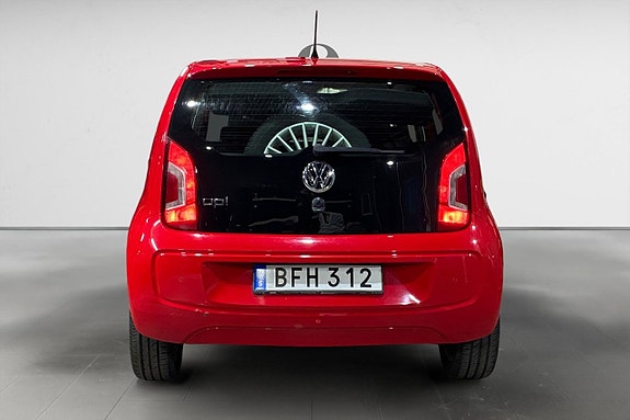 Volkswagen UP! 6 of 17