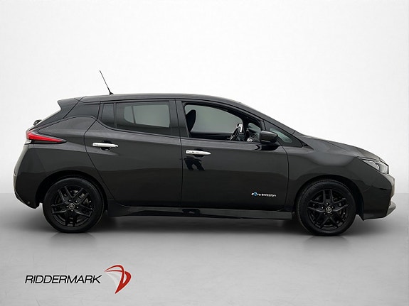 Nissan Leaf 9 of 30