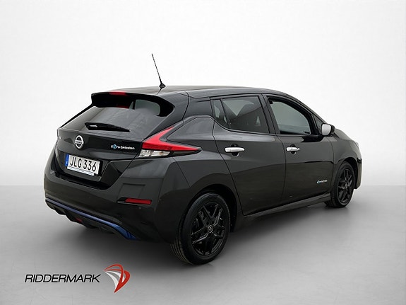 Nissan Leaf 8 of 30