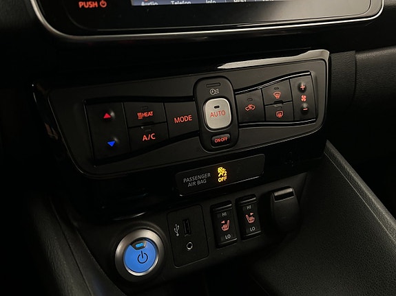 Nissan Leaf 23 of 30