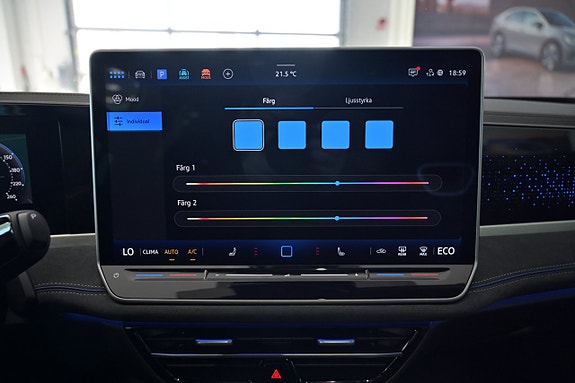 Volkswagen Passat 21 of 29