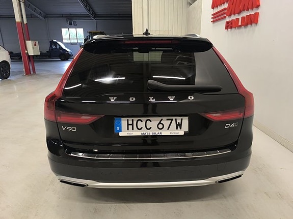 Volvo V90 Cross Country 5 of 10