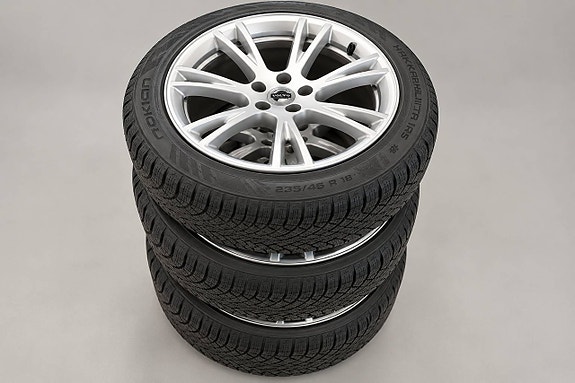 Tesla Model Y 19 of 19