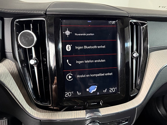 Volvo XC60 15 of 21