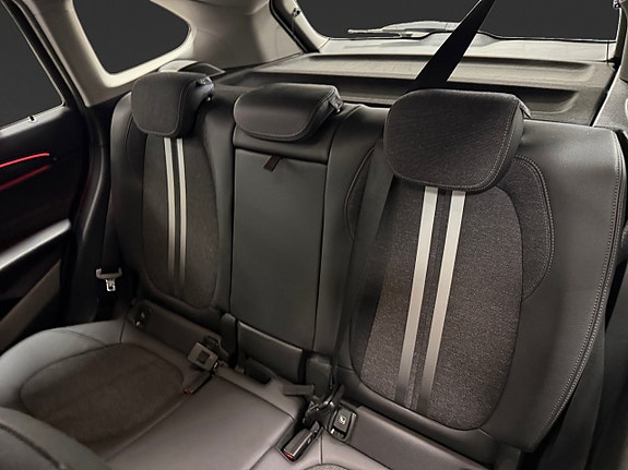 BMW X1 9 of 17
