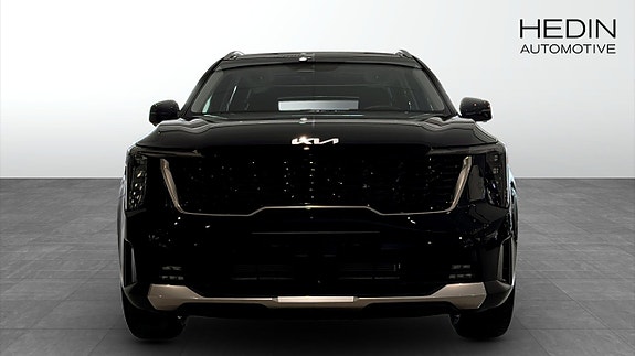 Kia Sorento 8 of 13