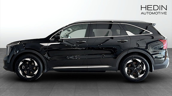 Kia Sorento 6 of 13