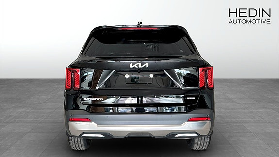 Kia Sorento 7 of 13